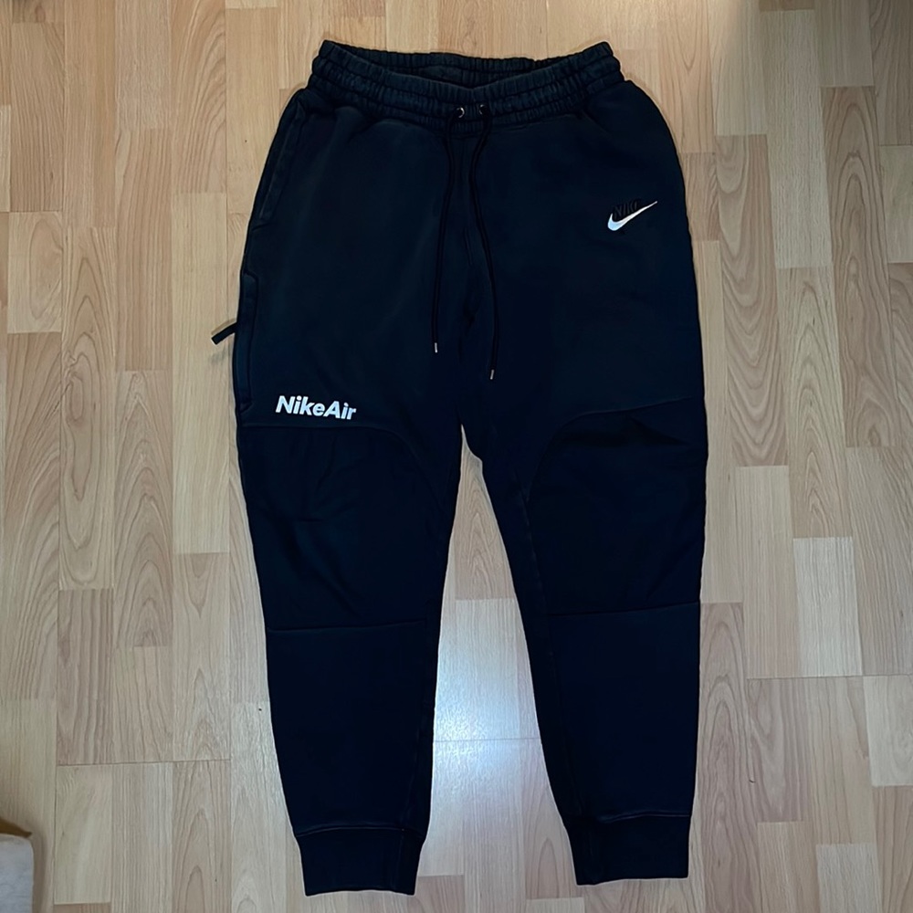 Nike Tech Joggers